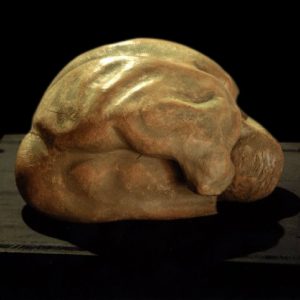 scultura bronzo Mario Pavesi artista reggiano arte figura maschile piegata