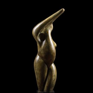 scultura bronzo Mario Pavesi artista reggiano arte corpo femminile incinta donna