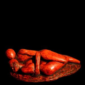 scultura bronzo Mario Pavesi artista reggiano arte corpo femminile coppia rosso