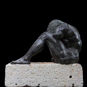 scultura bronzo Mario Pavesi artista reggiano arte corpo maschile raccolto Stoccarda