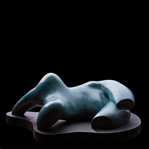 mario pavesi italian sculptur painter bronze female body